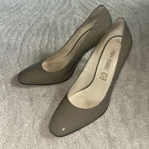 Buffalo London Leather Brown Pumps 10